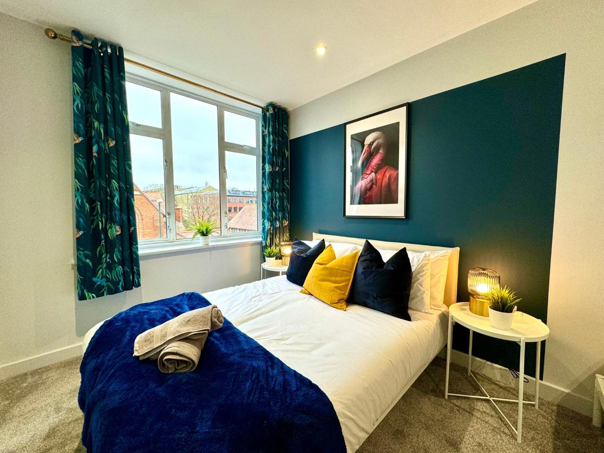Amazing Large 3 Bedroom Apartment - Sleeps 8! Bournemouth Eksteriør bilde
